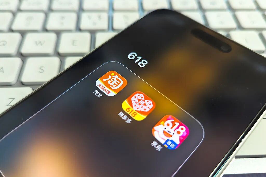 6-18 没新鲜事？那是你没见过能“挖 Token”的手机：PopLang 引擎如何终结 AI 购物的烧钱时代